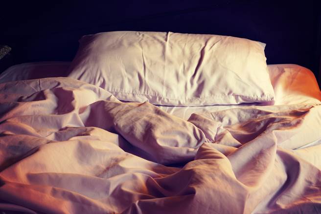 家里比外面还危险！专家曝：这行为染疫风险最高。(示意图/达志影像)