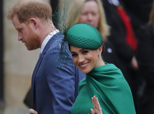 梅根与哈利王子3月9日抵达伦敦西敏寺（Westminster Abbey），准备出席王室年度盛事国协日（Commonwealth Day）庆典。（美联社）