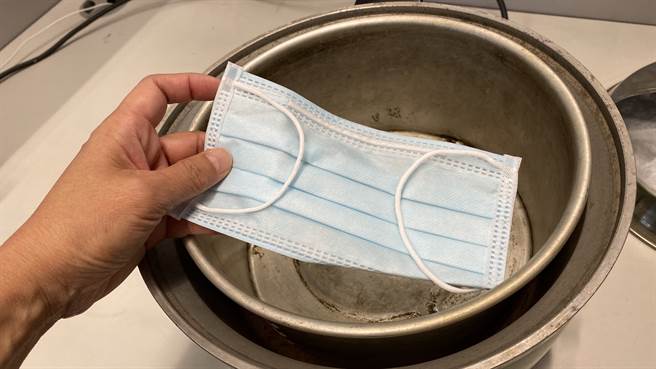 他实测乾蒸口罩 开盖惊见石化原料(示意图/中时资料照片 陈淑芬摄)