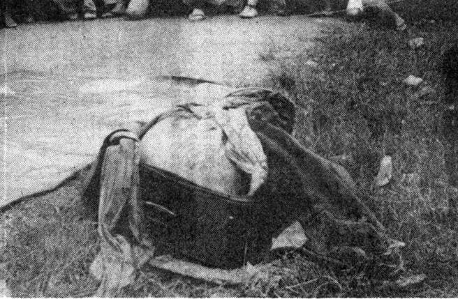 台北县五股箱尸案，警方启箱检视前的情形。（中时资料照）