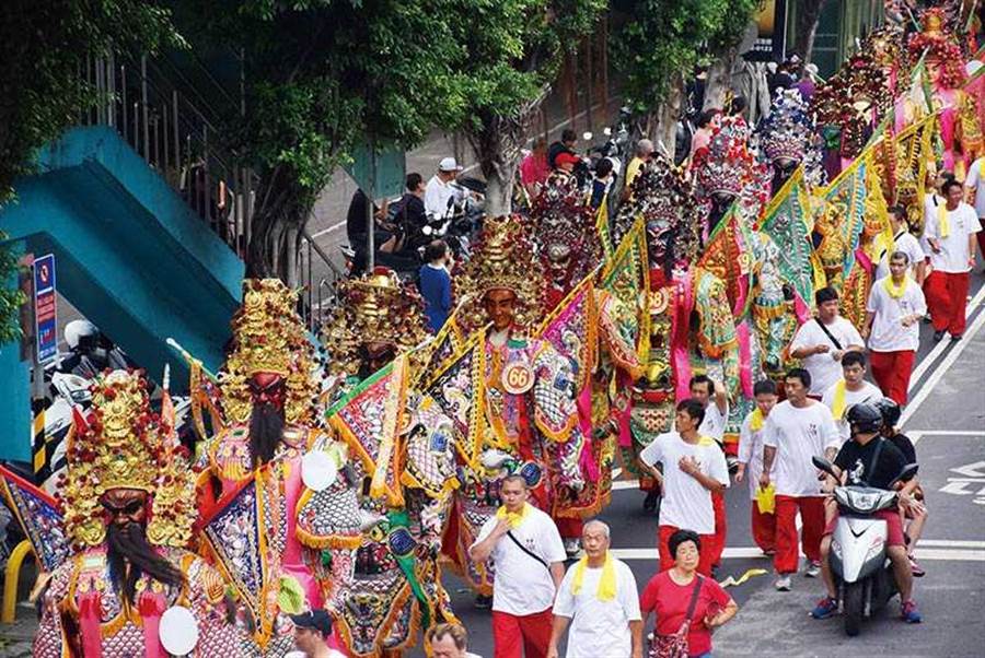 過去先嗇宮舉辦神農文化祭可說是有聲有色，但今年因為疫情關係，廟方尚在考慮折衷的祭祀辦法。（圖／報系資料庫）