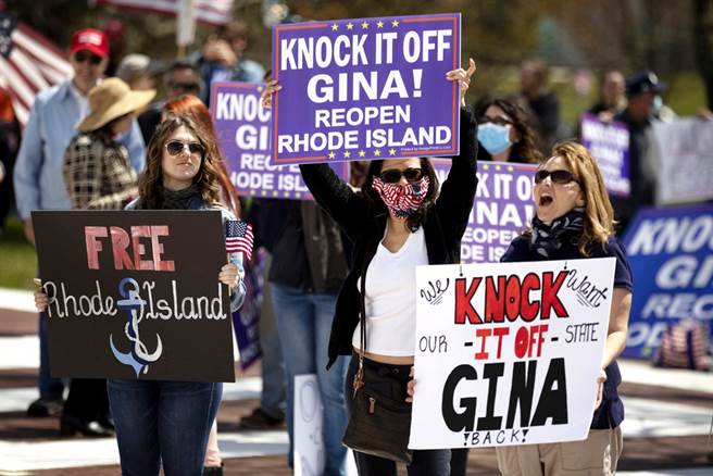 新冠肺炎高風險族群不再只局限於高齡人士，美國醫院近期發現，愈來愈多年輕新冠患者因中風喪命，顛覆過去高齡患者死亡風險較高的認知。（資料照／美聯社）