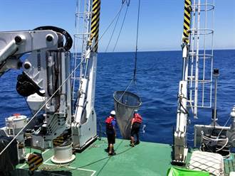 中山大學科學船首航 要挖掘潛藏深海的研究寶藏