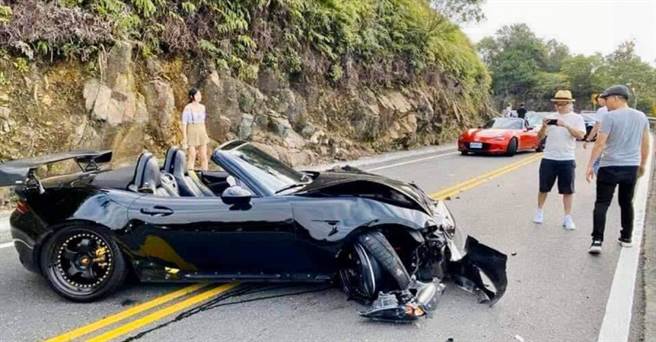 女伴好身材掀起热议(图片取自/爆料公社)