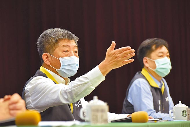 中央流行疫情指揮中心指揮官陳時中說明國內疫情，台灣已連續24天沒有本土個案。圖／中央流行疫情指揮中心提供