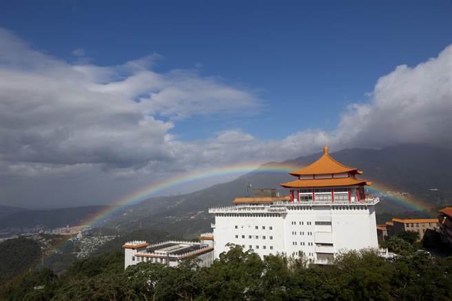 文化大学「裸考也能上」？校方打脸乡民曝屹立不摇关键。（文化大学提供）