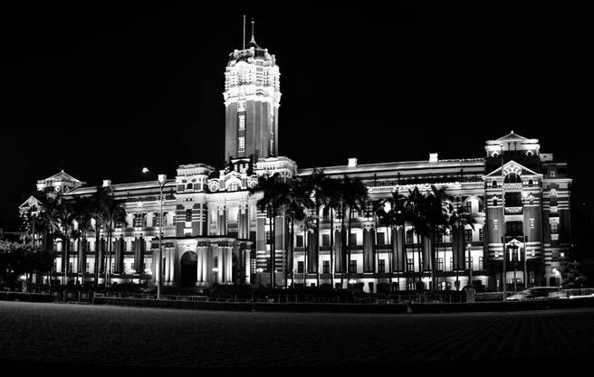 威權與極權，你活在哪一種歷史？（示意圖／達志影像）