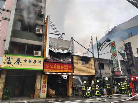 中市中華路大火燒毀百年木造屋 社會 中時