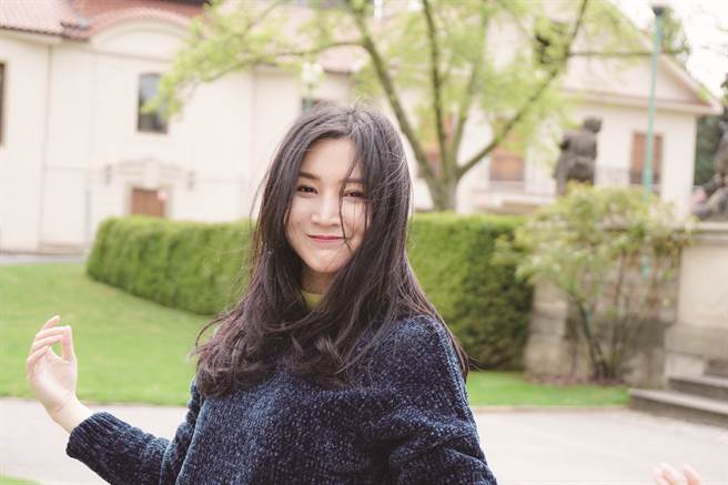 图为吴沚默，一起来场说走就走的旅行吧！（图／宝瓶文化提供）