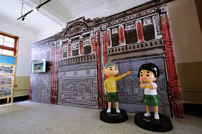 小学生视角从Q版小学生公仔开始。（摄影/Carter）