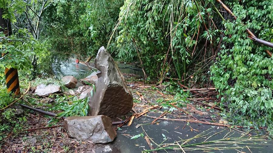 山區豪大雨 梅山仁和、太和國小下午停課 - 社會 - 中時