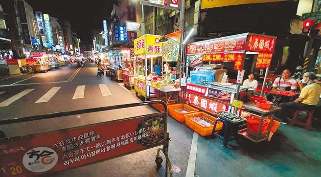 政院砸400多亿，计画7月推出振兴券，盼为国内急冻的内需消费点火。（本报资料照片）