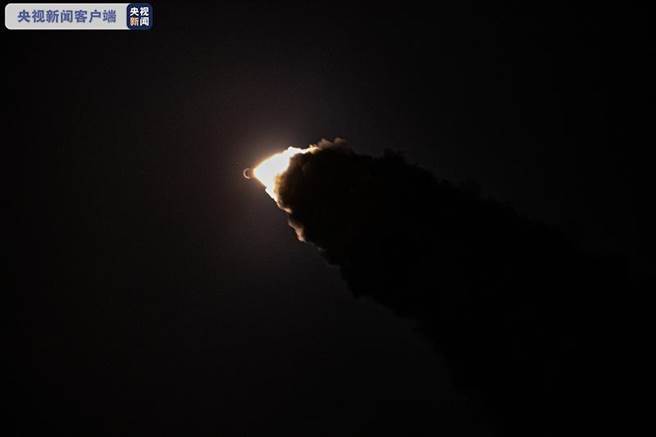 长征十一号固体运载火箭成功将新技术试验卫星G星、H星发射升空，卫星顺利进入预定轨道。(图/环球网)