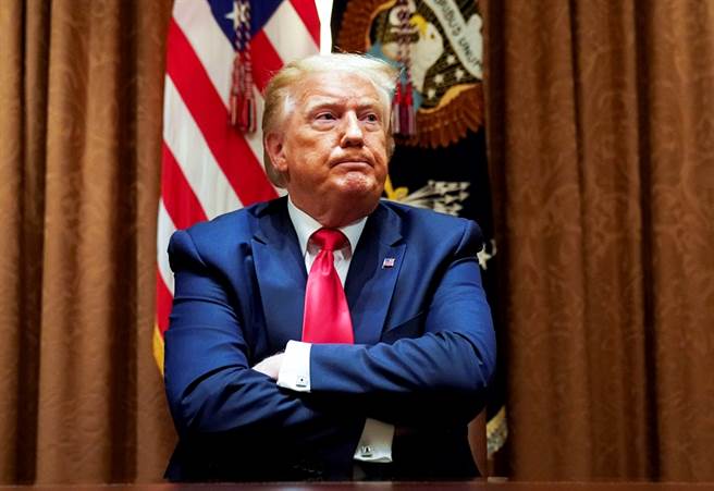 美国有线电视新闻网（CNN）8日释出的民调显示，川普支持度惨输拜登14%，川普阵营对此相当不满，要求CNN撤回民调并且公开道歉。（资料照／路透社）