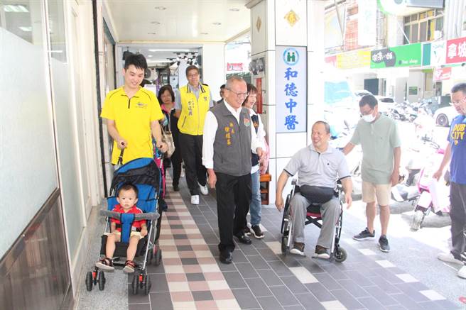 竹南博愛街騎樓整平創無障礙且安全的購物商圈 寶島 中時