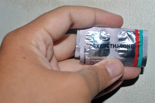 新冠肺炎治疗药物实验出现重大突破，英国牛津大学的研究显示，类固醇药物地塞米松（Dexamethasone）能够大幅度降低重症新冠肺炎患者的死亡风险，而且这种药物相对便宜，10天疗程约只要35英镑，约新台币1,300元。（图／shutterstock）