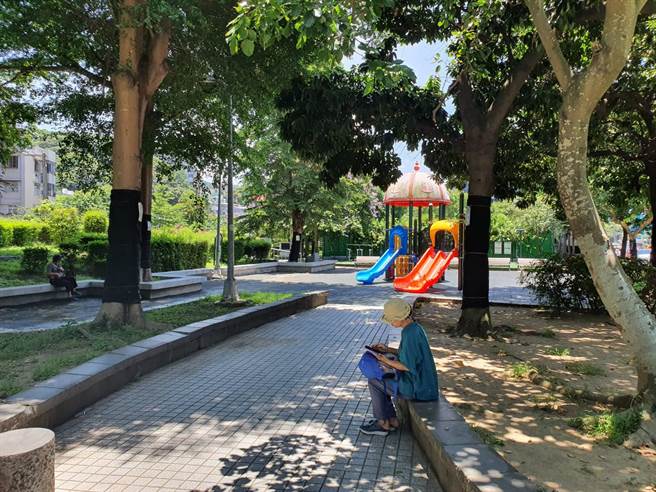 北投市场整修期间，将搬迁至邻近的大丰公园处。(照片/游定刚 拍摄)