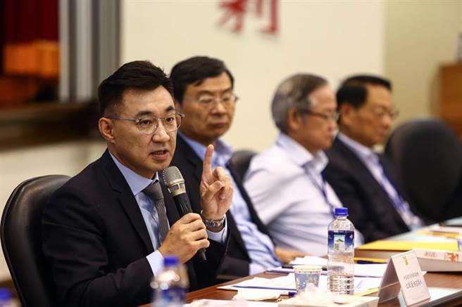 國民黨主席江啟臣今天出席前總統府資政趙守博新書發表會，被問到美中高層在阿拉斯加的「2＋2」會談。（本報資料照／鄧博仁攝）