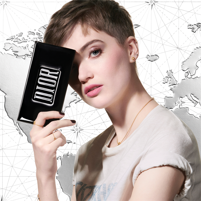 迪奥时尚随型全妆盘在旗舰店也有贩售。（图／品牌提供）