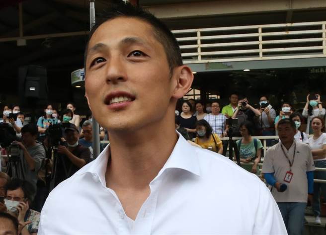 「女版」吴怡农竟撞脸迪丽热巴 神仙顏值网暴动(图/中时资料照片 陈君玮摄)