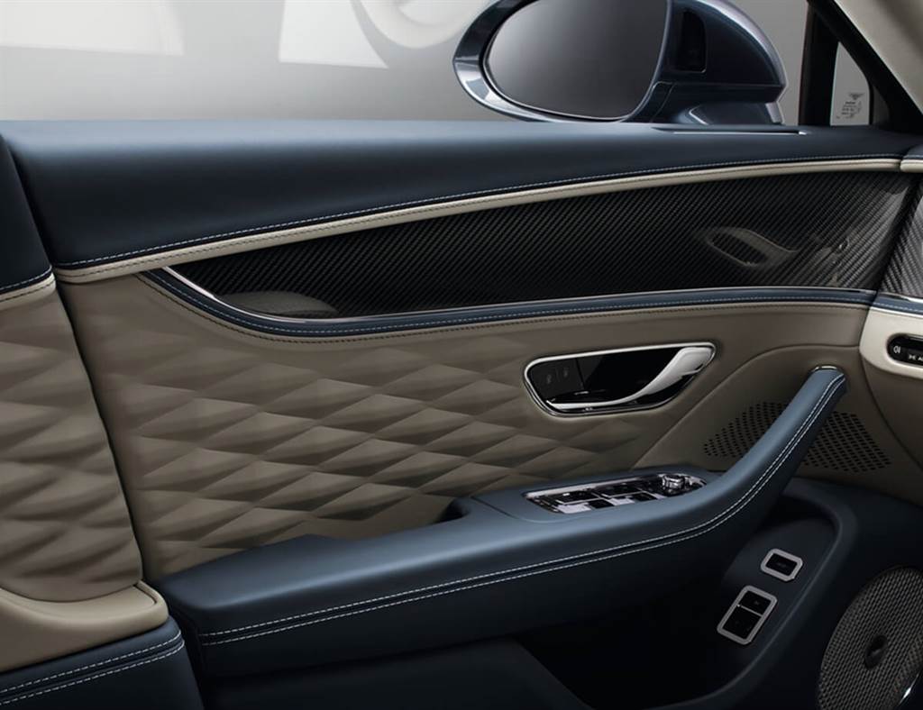 Bentley新年式Flying Spur新增四人座配置 Continental GT則增加全景玻璃車頂選配