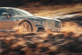 Bentley新年式Flying Spur新增四人座配置 Continental GT則增加全景玻璃車頂選配