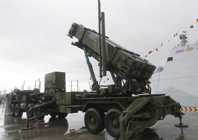 台湾爱国者3型飞弹车的资料照。（郑任南摄）
