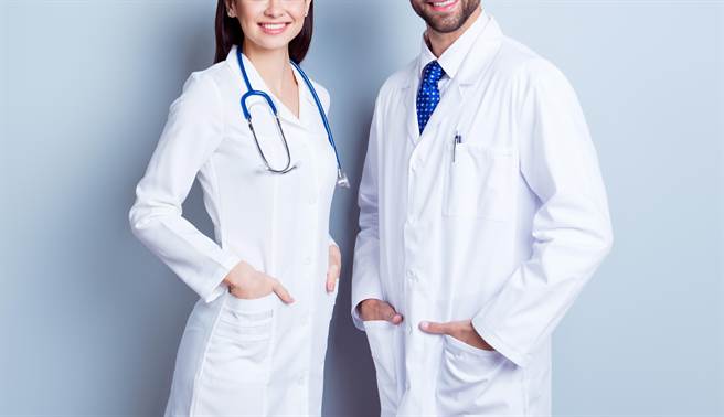 双医家庭年收破千万超爽？过来人揭辛酸内幕(示意图／达志影像)