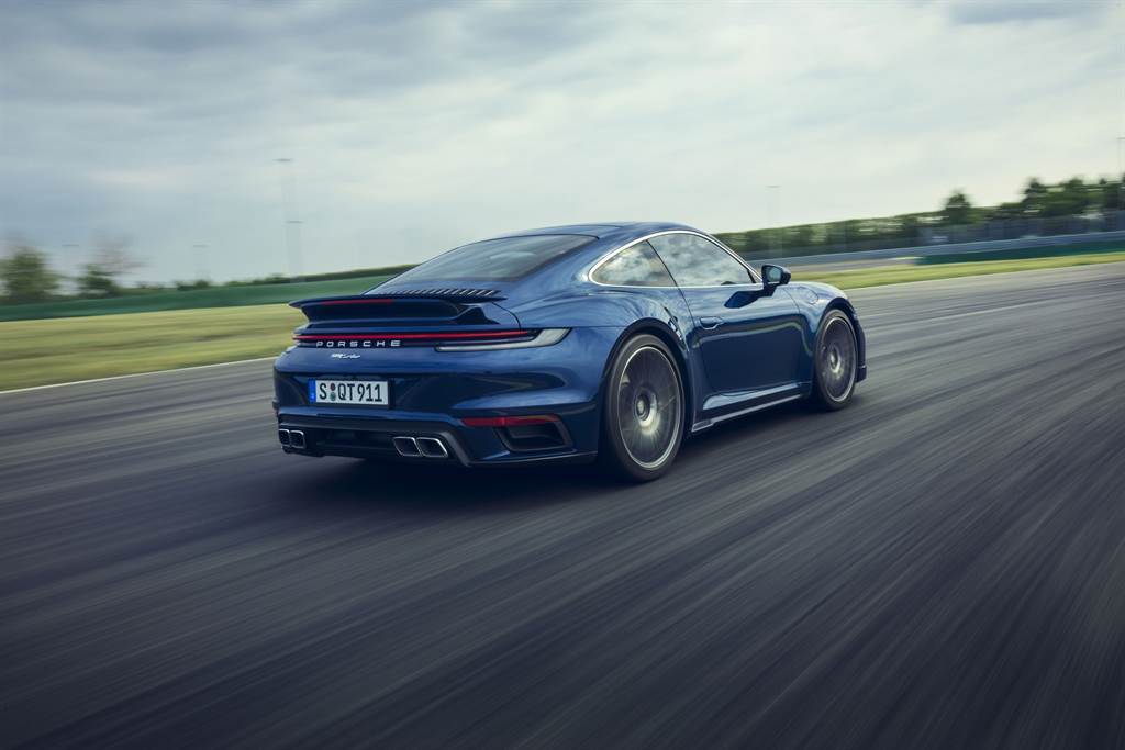 45年以來的高性能跑車標竿：Porsche 911 Turbo 以 970 萬在台開始接單