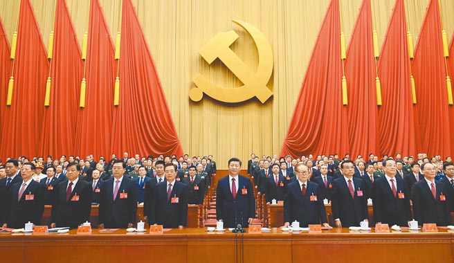 白宫正草拟总统令，考虑对9200万中国共产党员祭出旅行禁令。图为中共第十九次全国党员代表大会。（新华社）