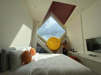 厭世臉阿尼「卡」房!主題客房超療癒 台中秘境新熱點