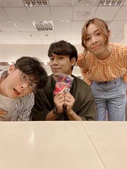 金曲夯團告五人搖滾台中 水煮餐應戰