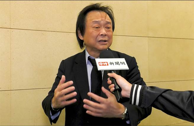 柯文哲开议前上购物台推销台北好茶，遭民进党台北市议员王世坚（见图）批不务正业、不伦不类。（资料照／陈宏睿摄）