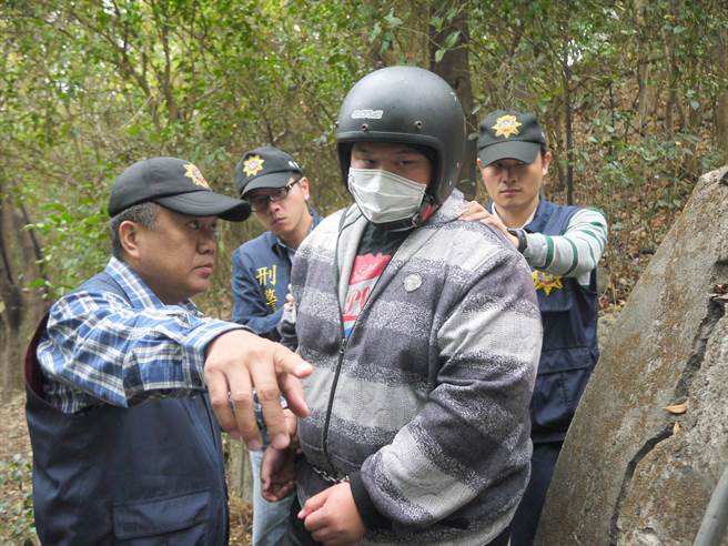 黄嫌杀害学妹后，将人从台南载往高雄柴山的树林焚尸。(中时资料照)
