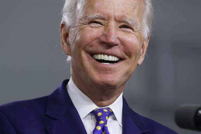 民主党总统候选人拜登7月28日在美国德拉瓦州的造势活动中，畅谈种族平权计画。（路透）