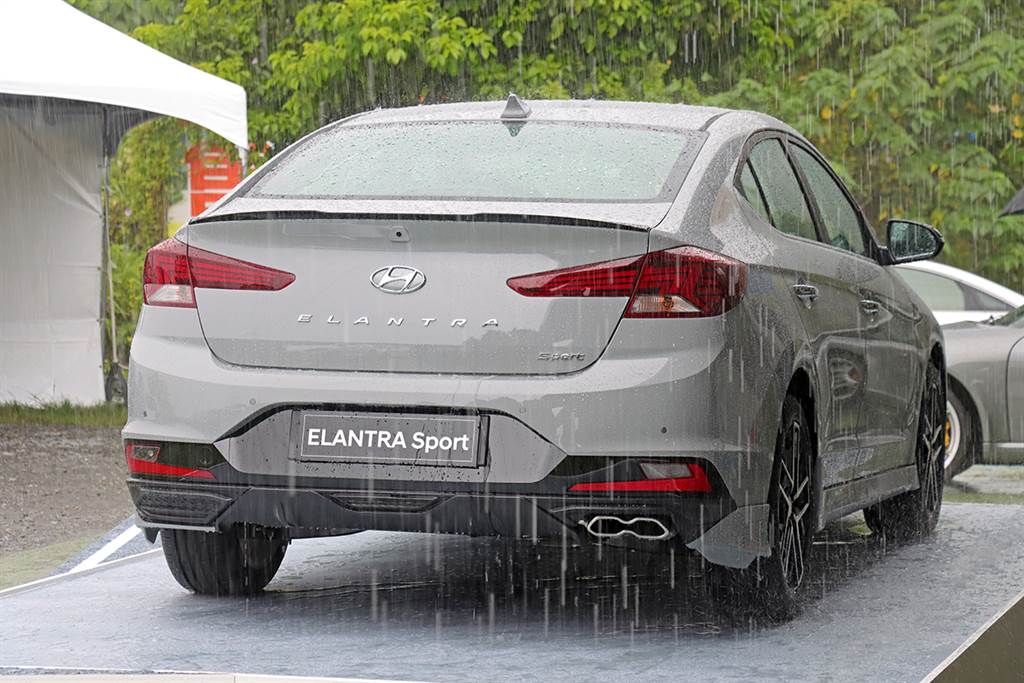 限量300台機會錯過不再，Hyundai Elantra Sport FINAL FORCE 終極版 81.9 萬起發售！