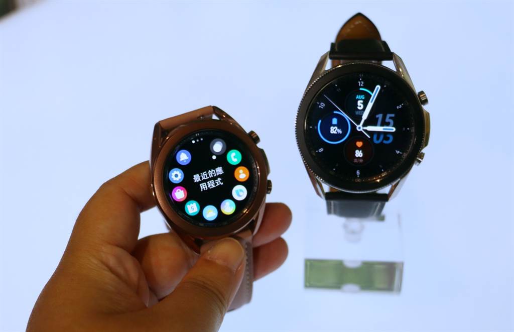 最新一代智慧手錶Galaxy Watch3。（黃慧雯攝）
