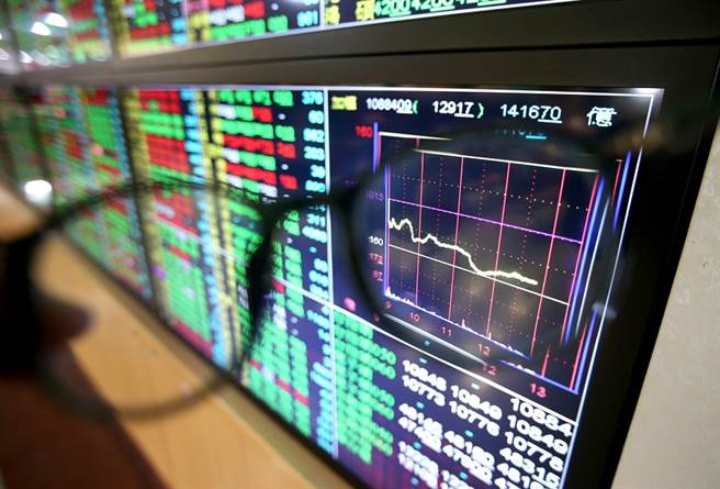 金控3雄獲利暴衝！富邦金前7月EPS飆4.67元。(本報系資料照)