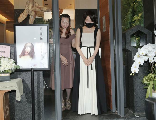 罗霈颖冥诞趴场面热闹。（卢祎祺摄）