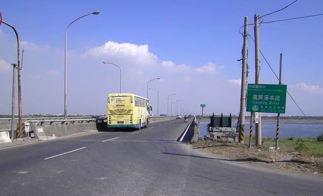 2009年1月22日，警方在现今的高雄市的高屏溪，捞到彭婉如的随身物品。(中时资料库)