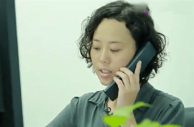 外型灵气的上海美女官员金英丽，遭政务开除，罪名是搞权钱、钱色交易，甘于被围猎。（网路照片）