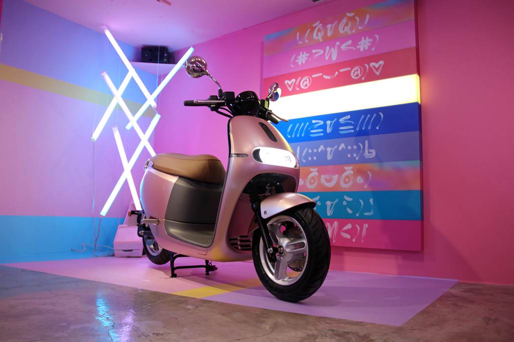 Gogoro不只推出最新粉紅VIVA 還開了一間網美咖啡廳？