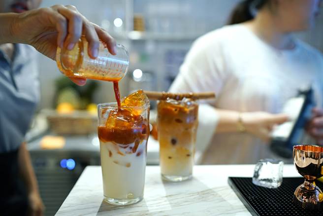 「台湾人检定」杯子饮料连连看 网秒懂：这什么巫术（示意图／达志影像）