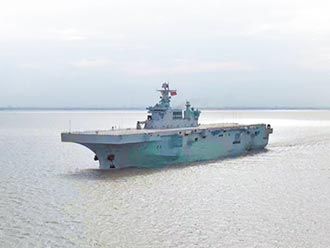 075攻擊艦完成海試 明年服役
