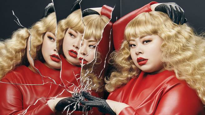 渡边直美为「BR784巨美棕红」极雾保湿、聚光丰润、粉雾保湿、缎光水润四大质地完美演绎。（图／品牌提供）