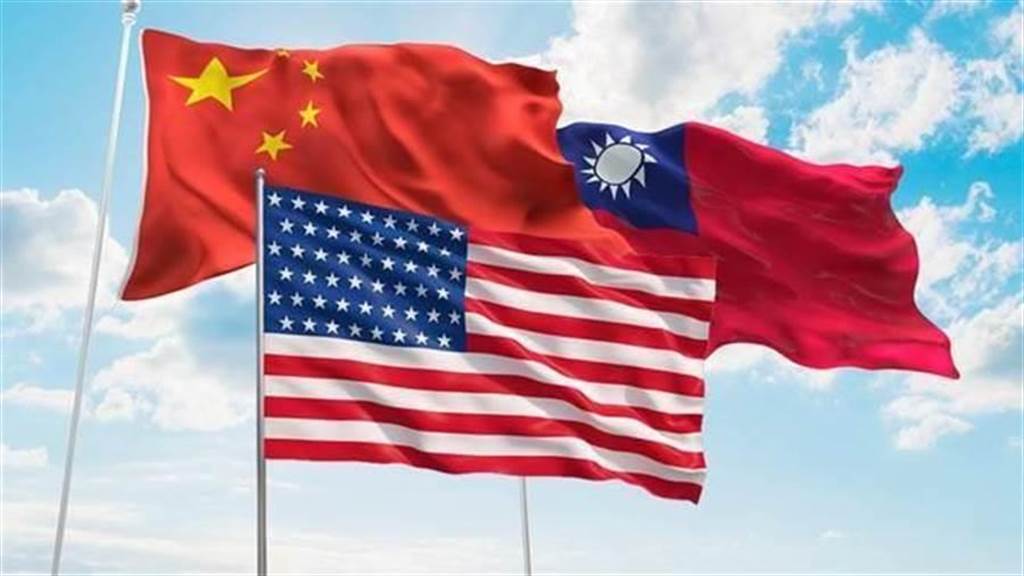 美國、中國大陸、中華民國(台灣)國旗，示意圖。(圖/本報資料照)