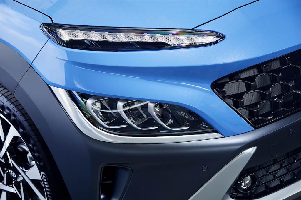 新增N Line運動版、導入SmartStream動力族，Hyundai Kona小改款車系先行亮相！