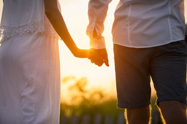 天生吸小三、老是爱不对人，原来是姓名笔画惹祸。(示意图/达志影像)