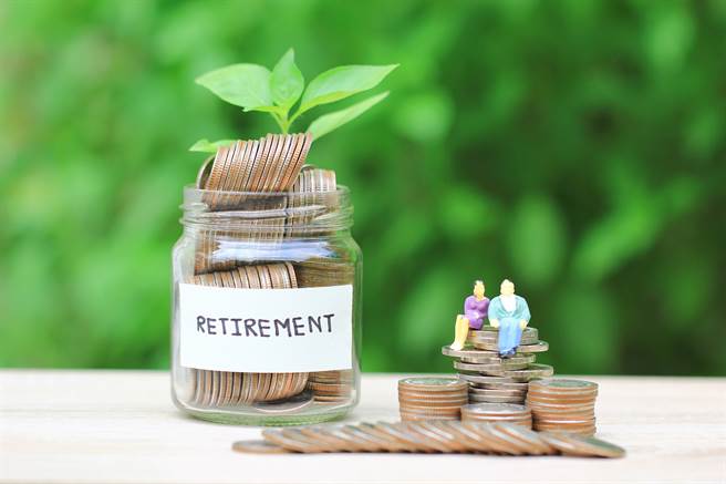 试想一下：可能的老年生活场景…老了之后，你想要住在怎样的家？(图/小花平台保险提供)