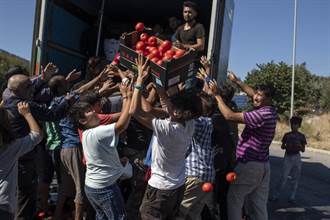 希臘難民營付之一炬 歐洲大哥德法表態願接納收容